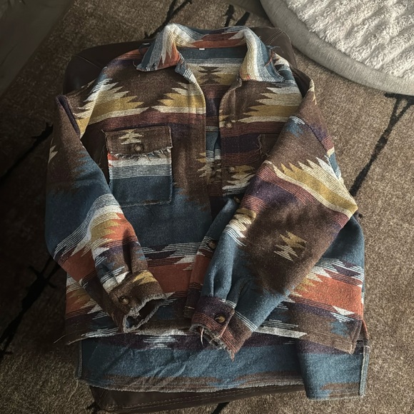 Aztec shacket - Picture 1 of 2